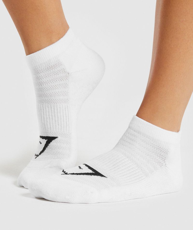 Men's Gymshark Ankle 3pk Socks White | USA 6203-QVODF