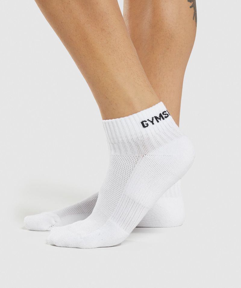 Men's Gymshark Jacquard Quarter 3pk Socks White | USA 8150-WTHJB