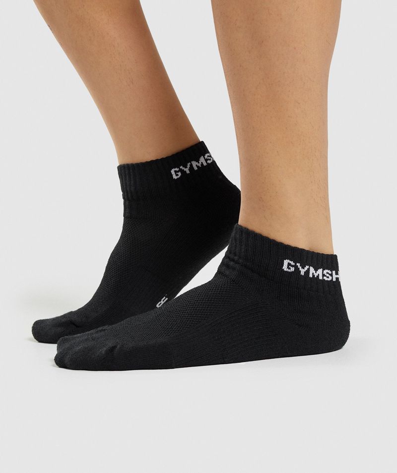 Men's Gymshark Jacquard Quarter 3pk Socks Black | USA 9816-PZHXT