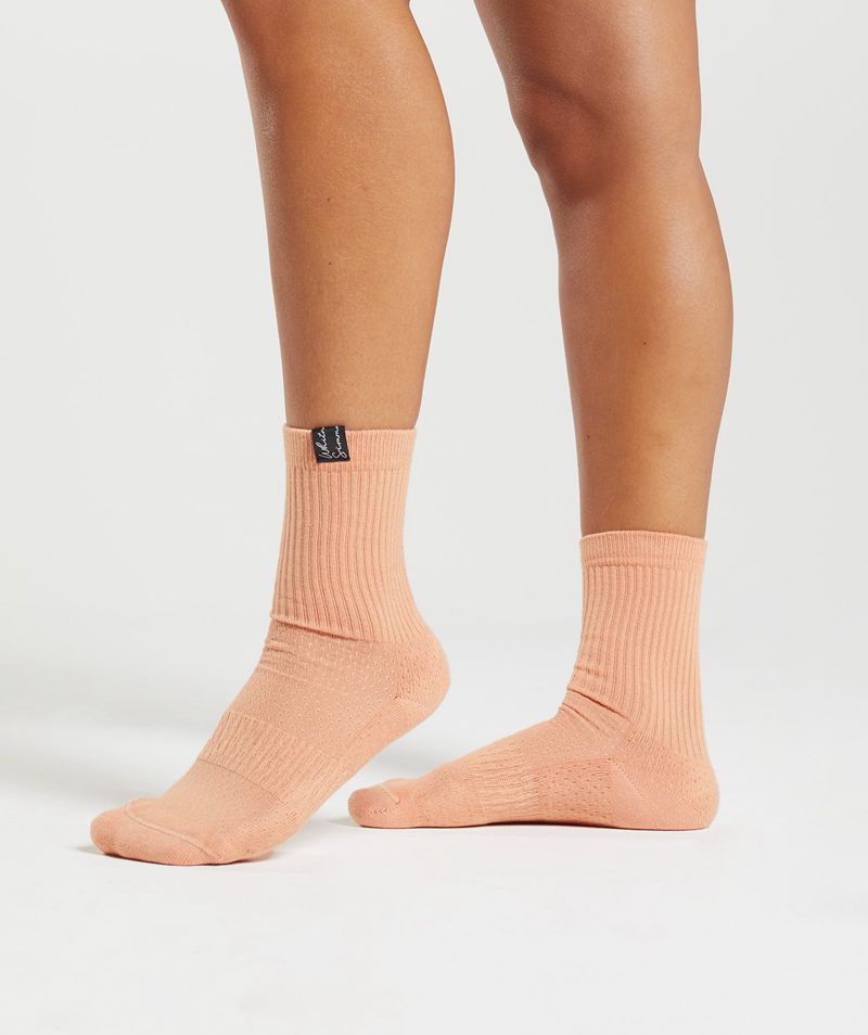 Women's Gymshark Whitney Tab Crew 1pk Socks Beige | USA  3628-ZHEMR